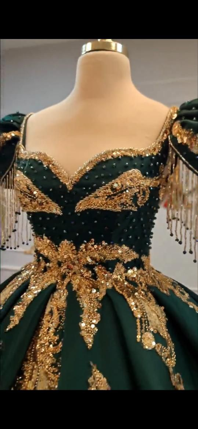 Robe de Mariée Princesse Vert et Doré Luxury Col Coeur / Réf : RMP67