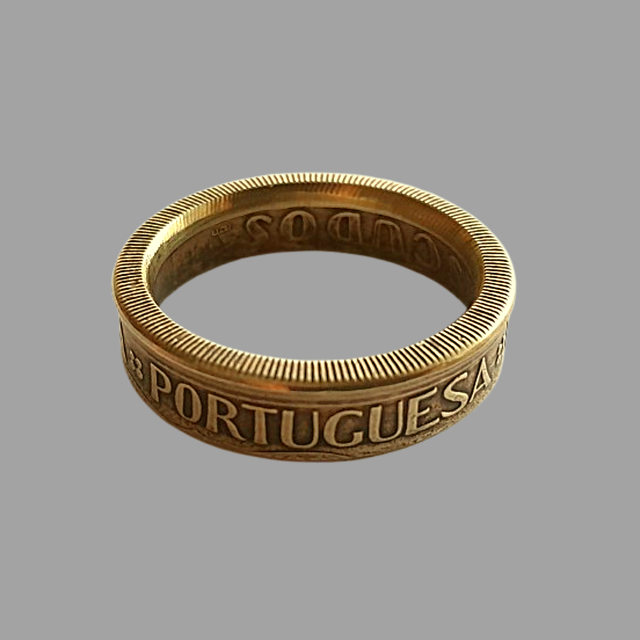 Portuguese 10  Escudos 1998 Coin Ring  