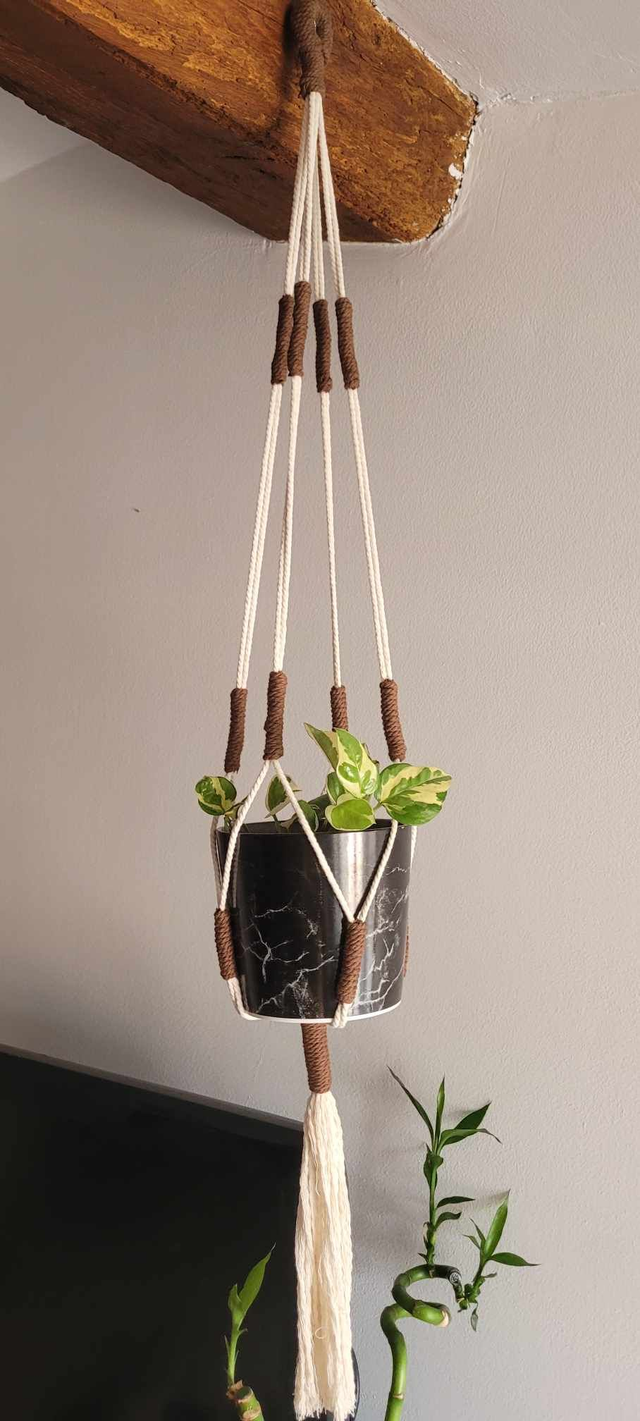 Suspension pour plante modèle "Campanula"