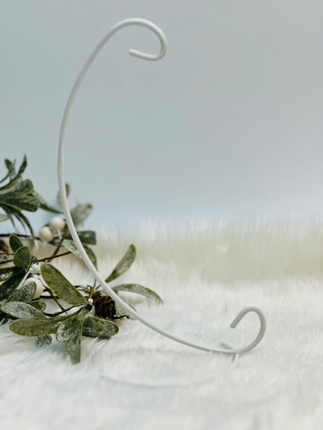  Elegant Metal Hanging Stand 