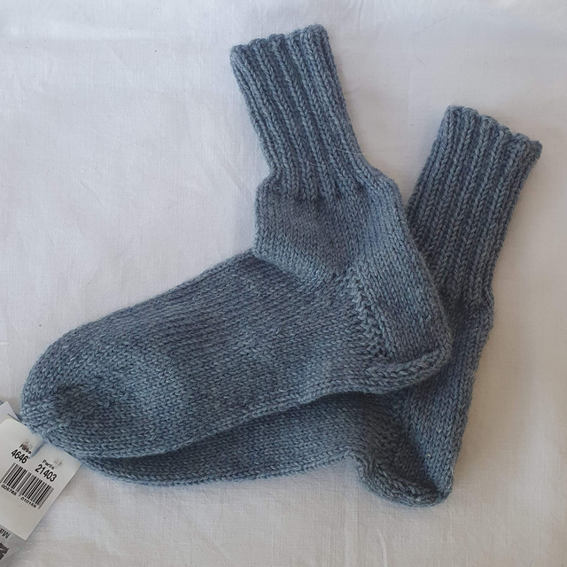 Socken handgestrickt - verschiedene Größen und Farben