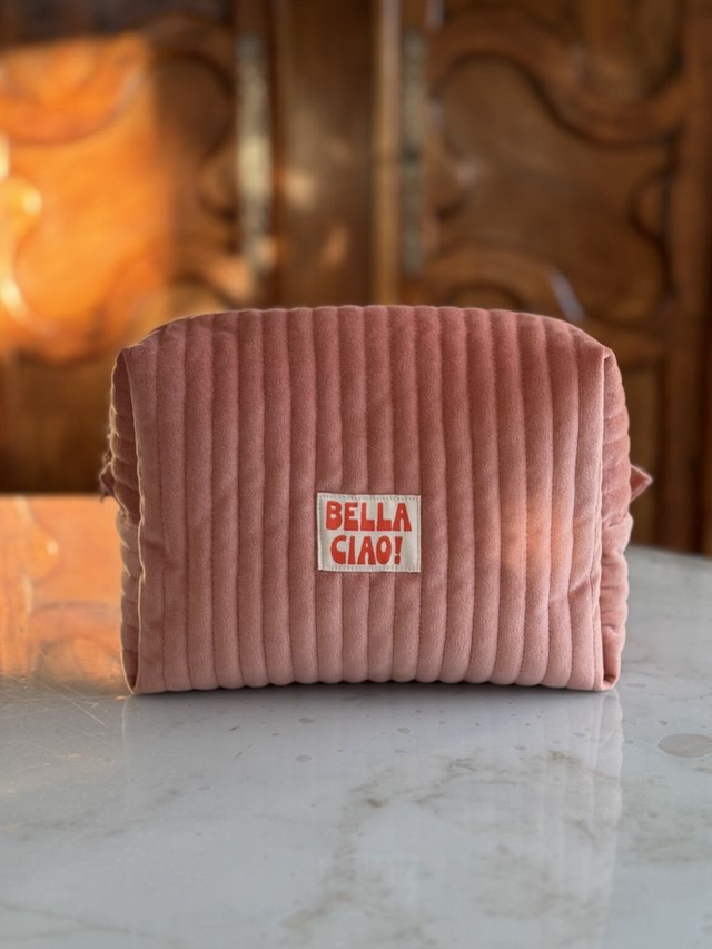 Trousse de toilette SUZANE en velours matelassé