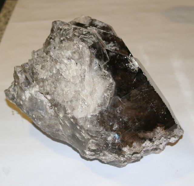 Rauchquarz Brocken Stein