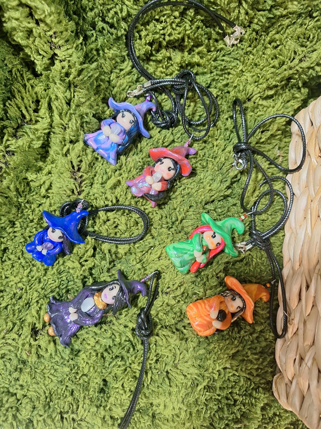 Collier Les petites Ensorceleuses, les protectrices