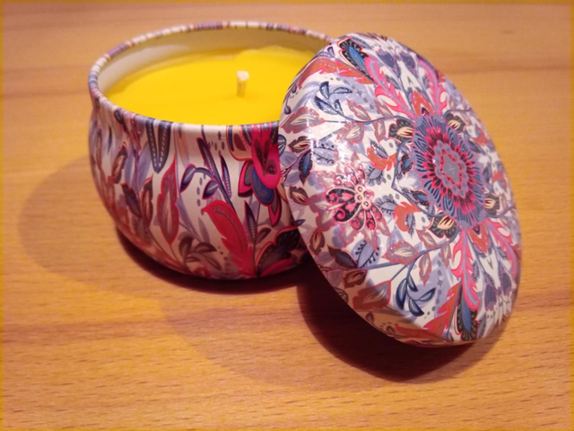 Große dekorative Blechdosenkerze, Design 10