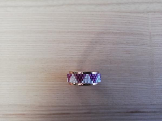 Triangle blanc/violet