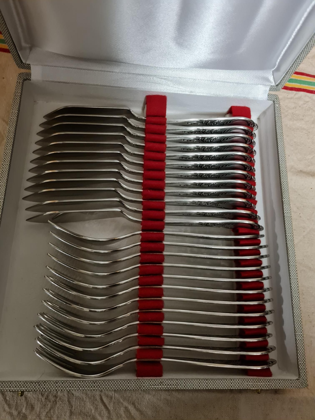 Menagére 24 couverts a poisson Inox