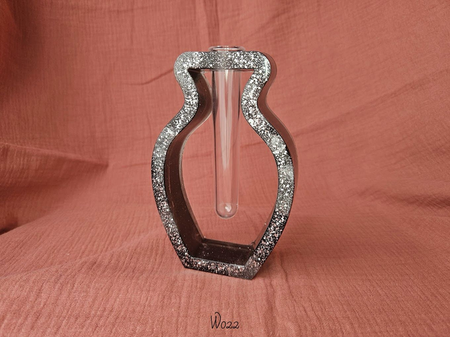 Elegant Black &amp; Silver (W022)