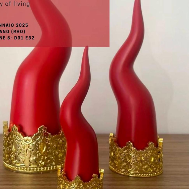 Corno portafortuna in resina ( Medio )