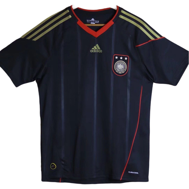 2010/11 Deutschland Away - Retro