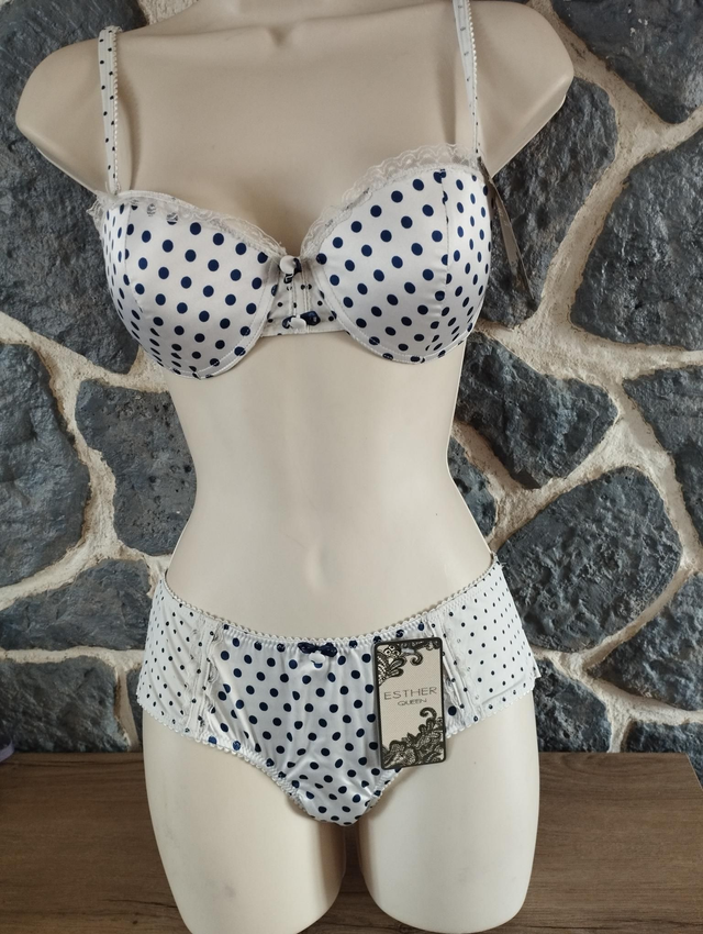 Ensemble  à pois  avec léger rembourrage et armatures