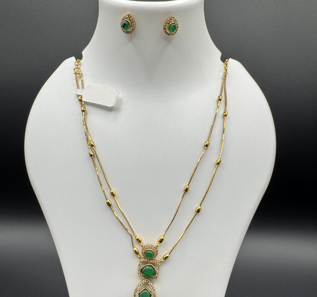 Double layer chain with ear studs - Green