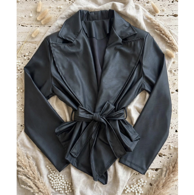 Giacca Similpelle con Cintura Nero