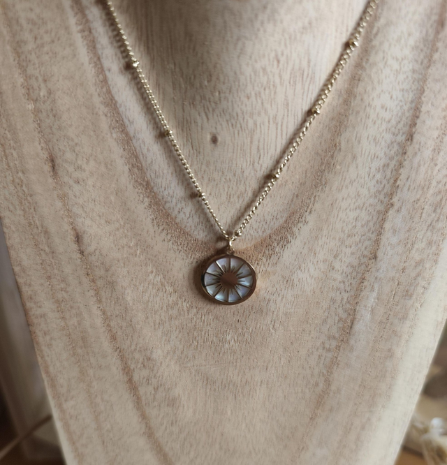 COLLIER ACIER INOXY GOLD/ NACRE/SOLEIL 0000952