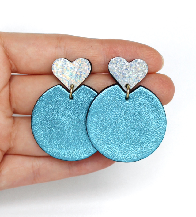 Kira • Argenté, bleu métallisé