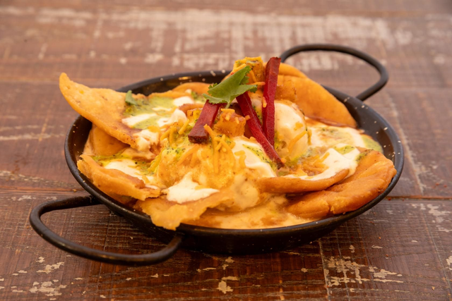 Dahi bhala papadi chat 