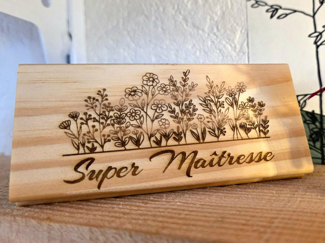 Brosse à tableau "Super Maîtresse"