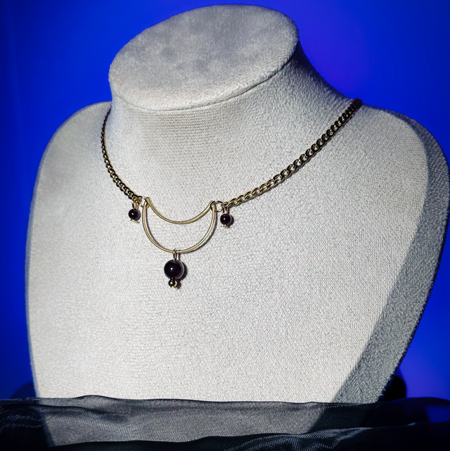 Collier ÉCLAT LUNAIRE grenat 