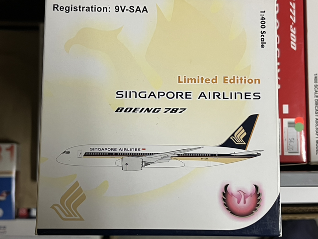 1:400 Singapore Airlines B787-8 9V-SAA Phoenix Models