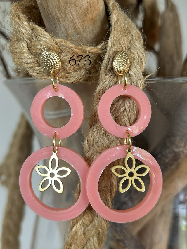 🩷Boucles d’oreilles “Fleur de Résine” – Réf. 673