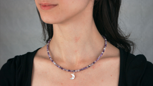 Collier en améthyste et lune en nacre