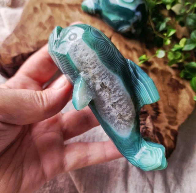 Green dyed Agate Whale 