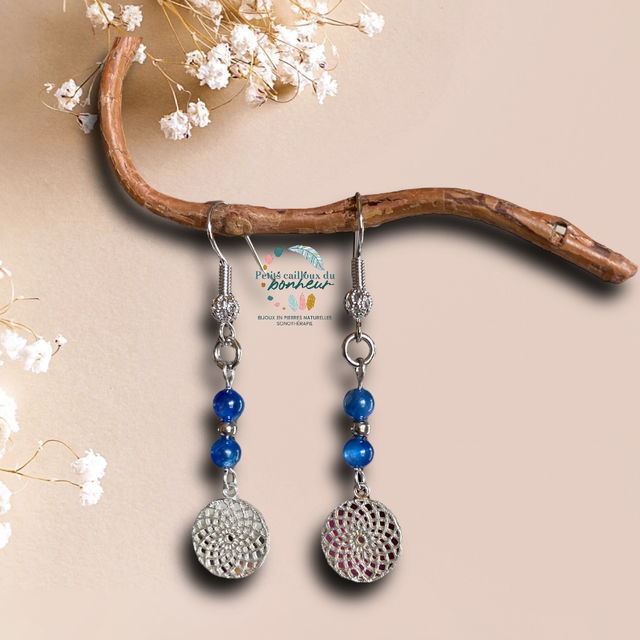 Boucles d’oreilles en cyanite – Sérénité &amp; expression