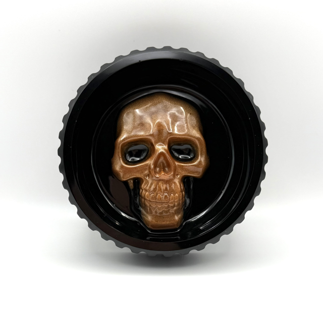 Cendrier tête de mort, noir et bronze, petits défauts 