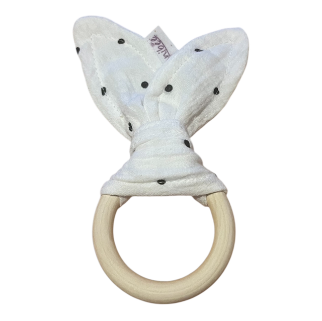 Baby Greifling aus Holz und Musselin Weiß/Punkte