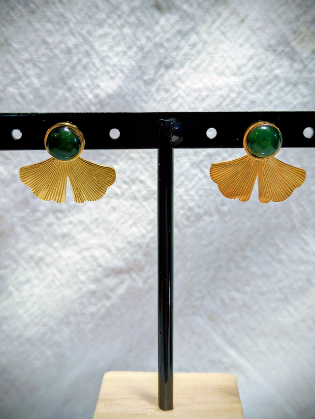 Boucles  feuille de ginkgo email  vert jade