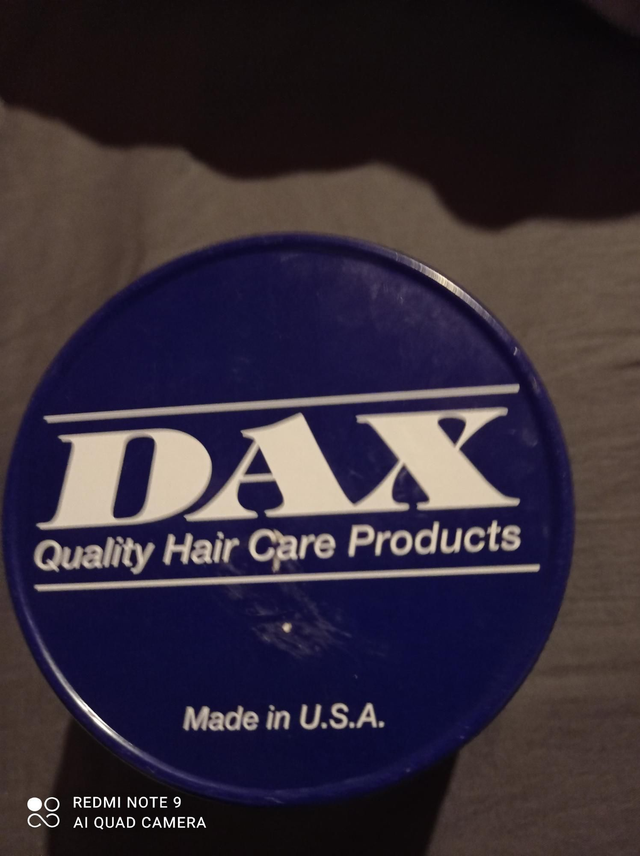 Pommade DAX pour tonifier les cheveux 