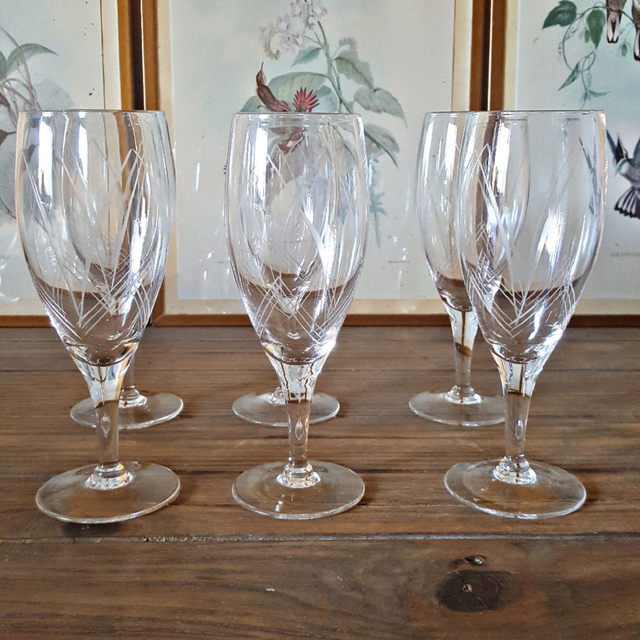 X Flûtes à Champagne vintage en cristal gravé