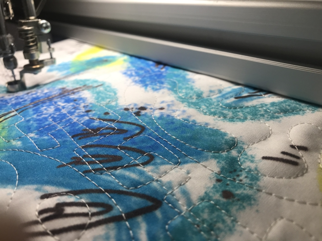 Pièce unique - Pied de lit matelassé nommé "Frissons" - 203cm x 65cm - (Sans les coussins) - Coton bio Made in France