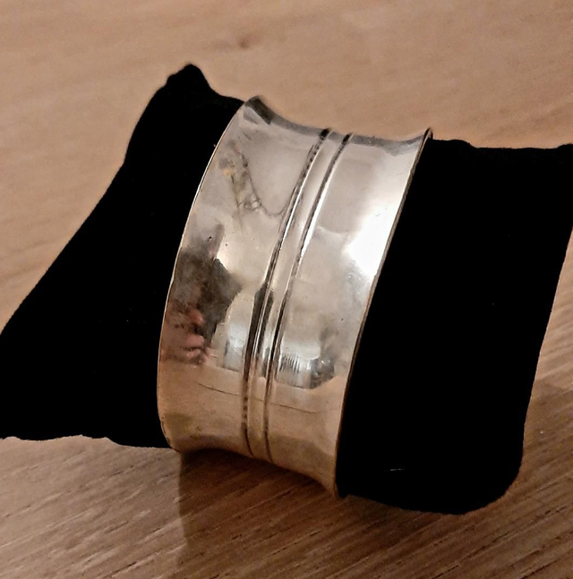 Bracelet en métal argenté