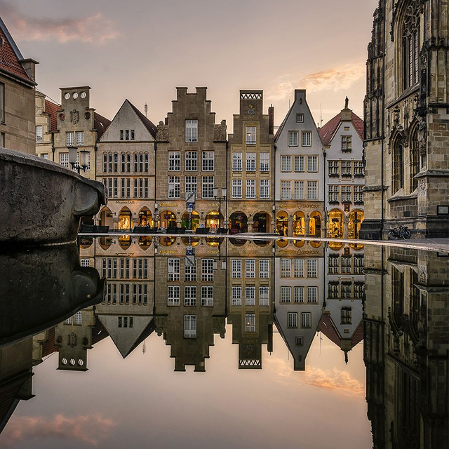 Prinzipalmarkt im Spiegel