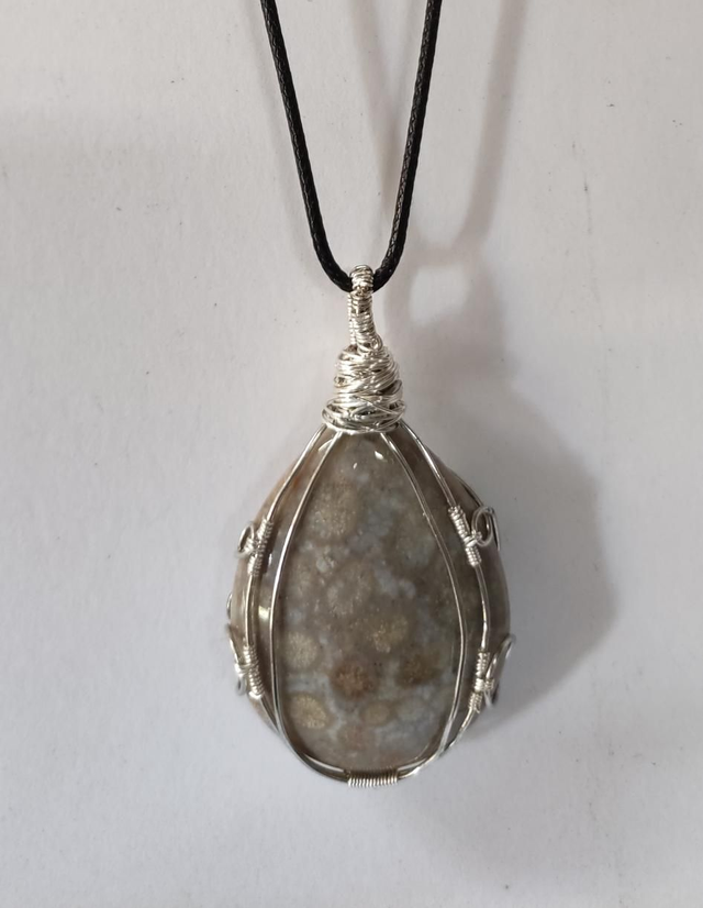 Coal Jade Pendant