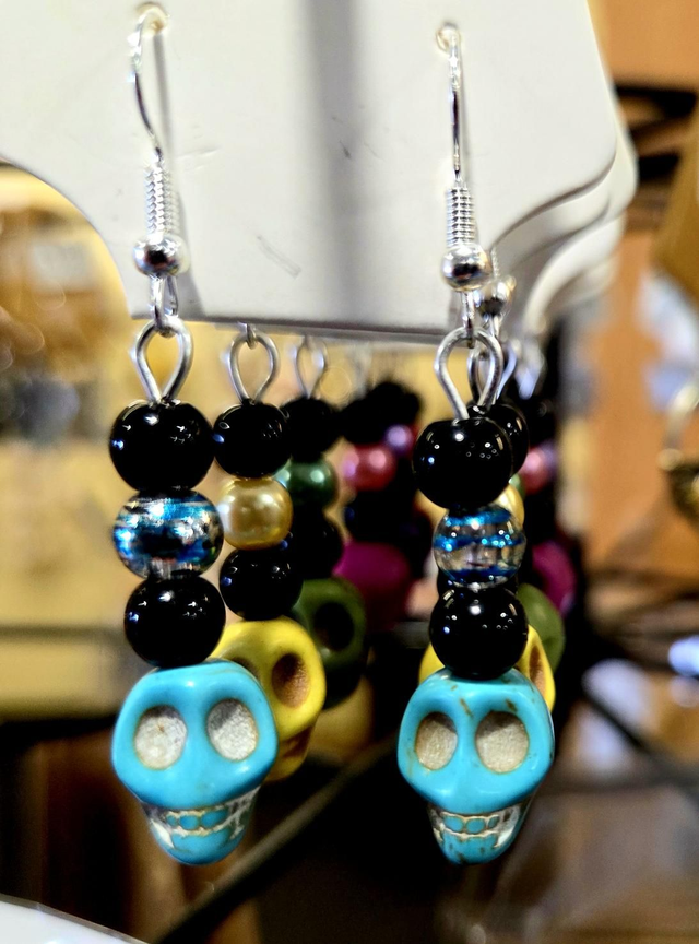 Blue and Black Howlite &amp; Glass Pearl Gold Plated Earrings (Nickel Free) 