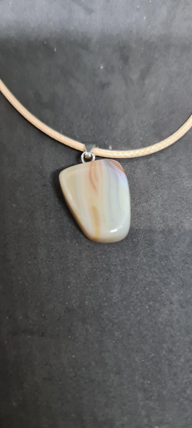 Collier Agathe Botswana 