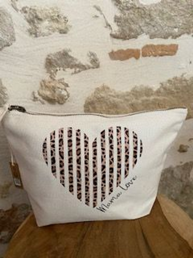 POCHETTE COEUR LEOPARD