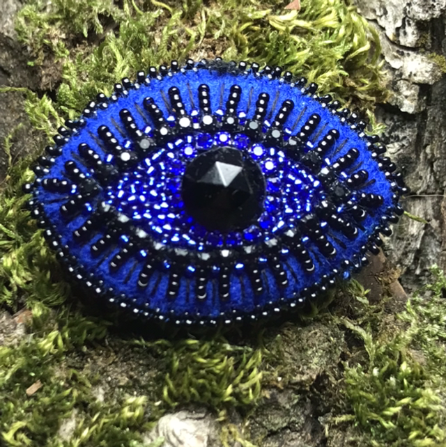 Broche bleu roi/noir oeil