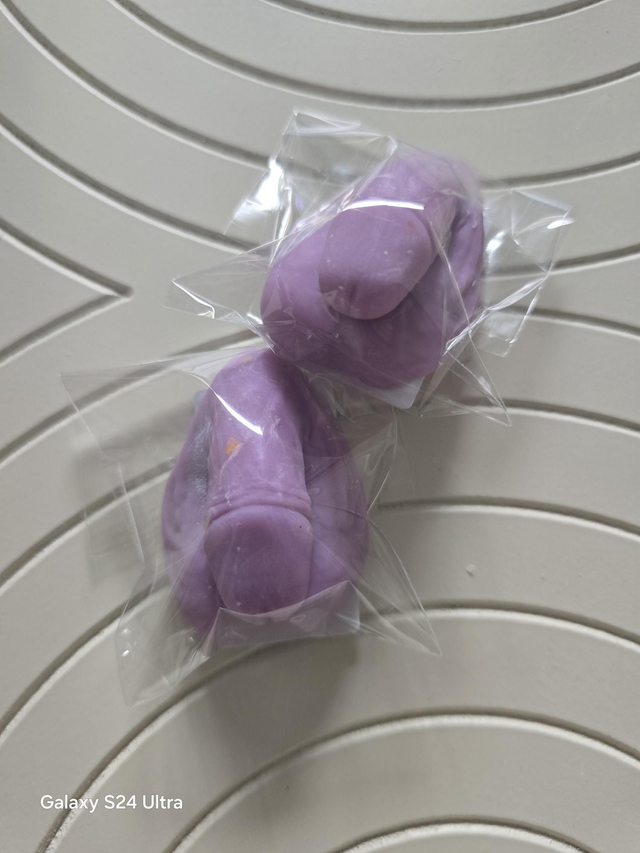 TOY 2 PEARL  DANGLING SAUSAGE