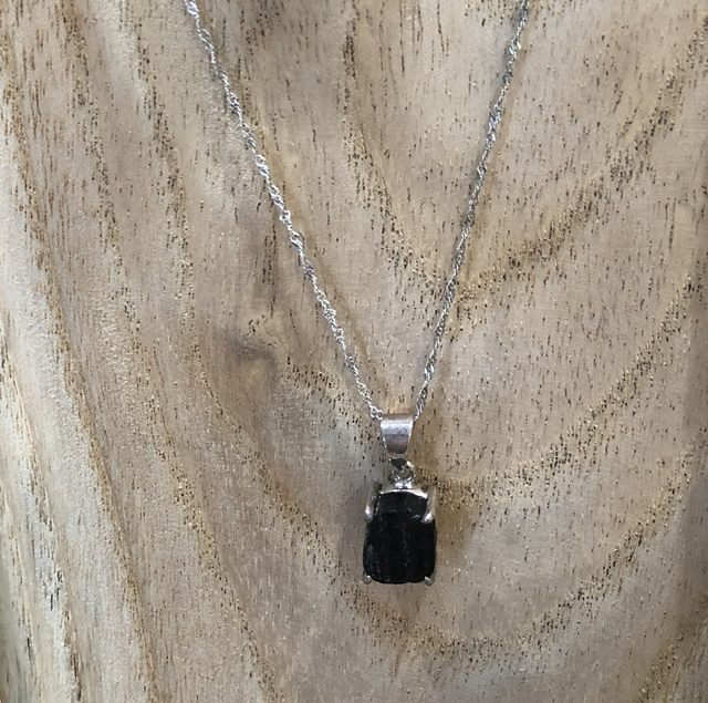 Chaîne argent 925 tourmaline brut 