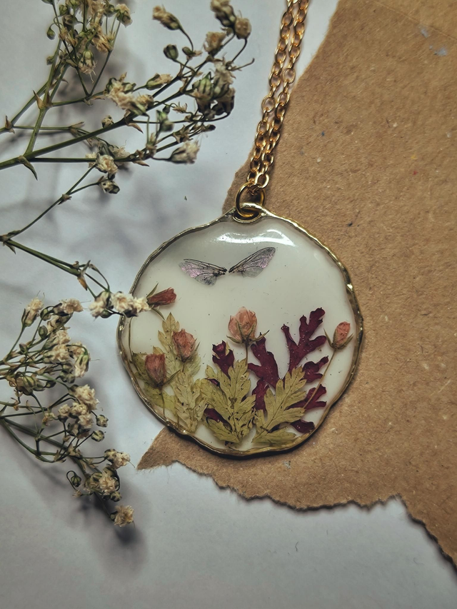 Sunlight Skipping Necklace