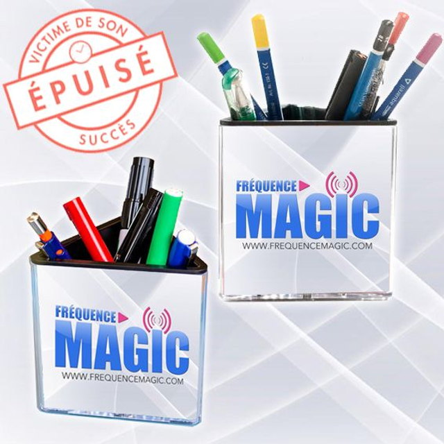 POT A CRAYONS