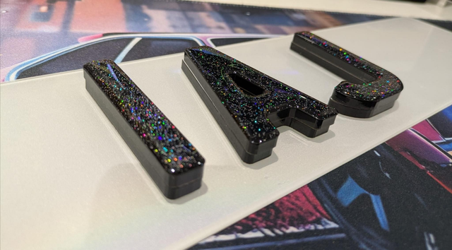 10mm Black 4D with Glitter Gel  