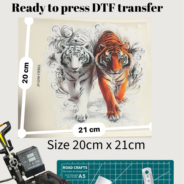 Pair of tigers DTF print