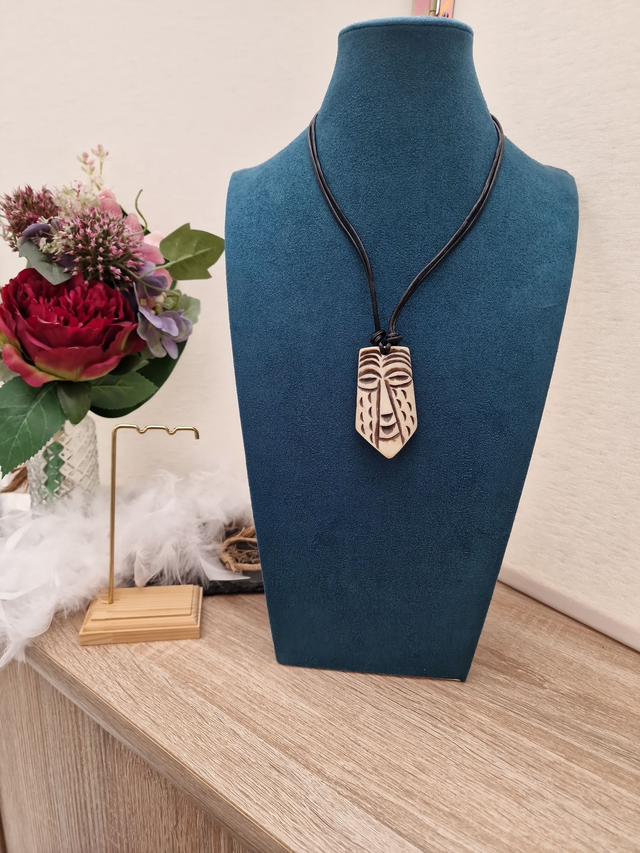 Collier Africain Maori Cuir Noir