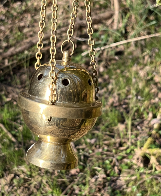 Encensoir en laiton « bola »