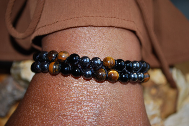 Bracelet oeil de tigre, hématite et obsidienne