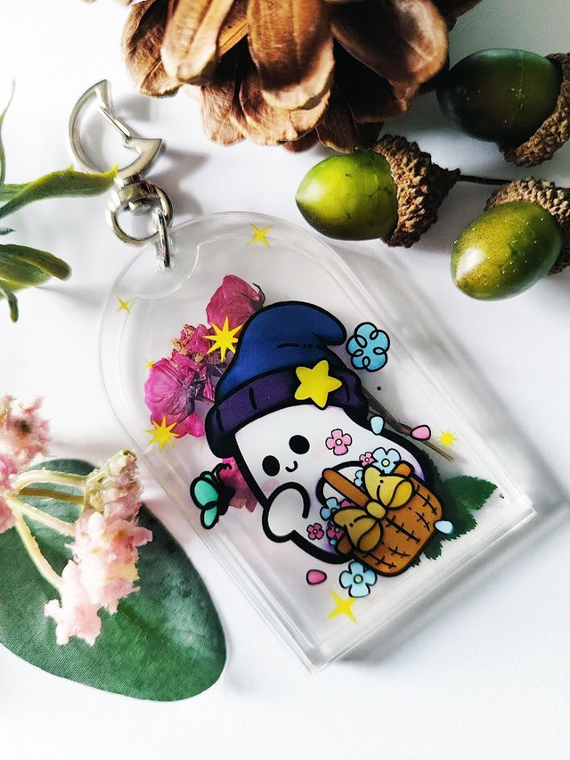 Ghost Picking Flowers Keychain With Real Dried Flowers